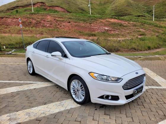 FORD FUSION 2.0 TITANIUM FWD 16V GASOLINA 4P AUTOMÁTICO FORD FUSION 2.0 TITANIUM FWD 16V GASOLINA 4P AUTOMÁTICO